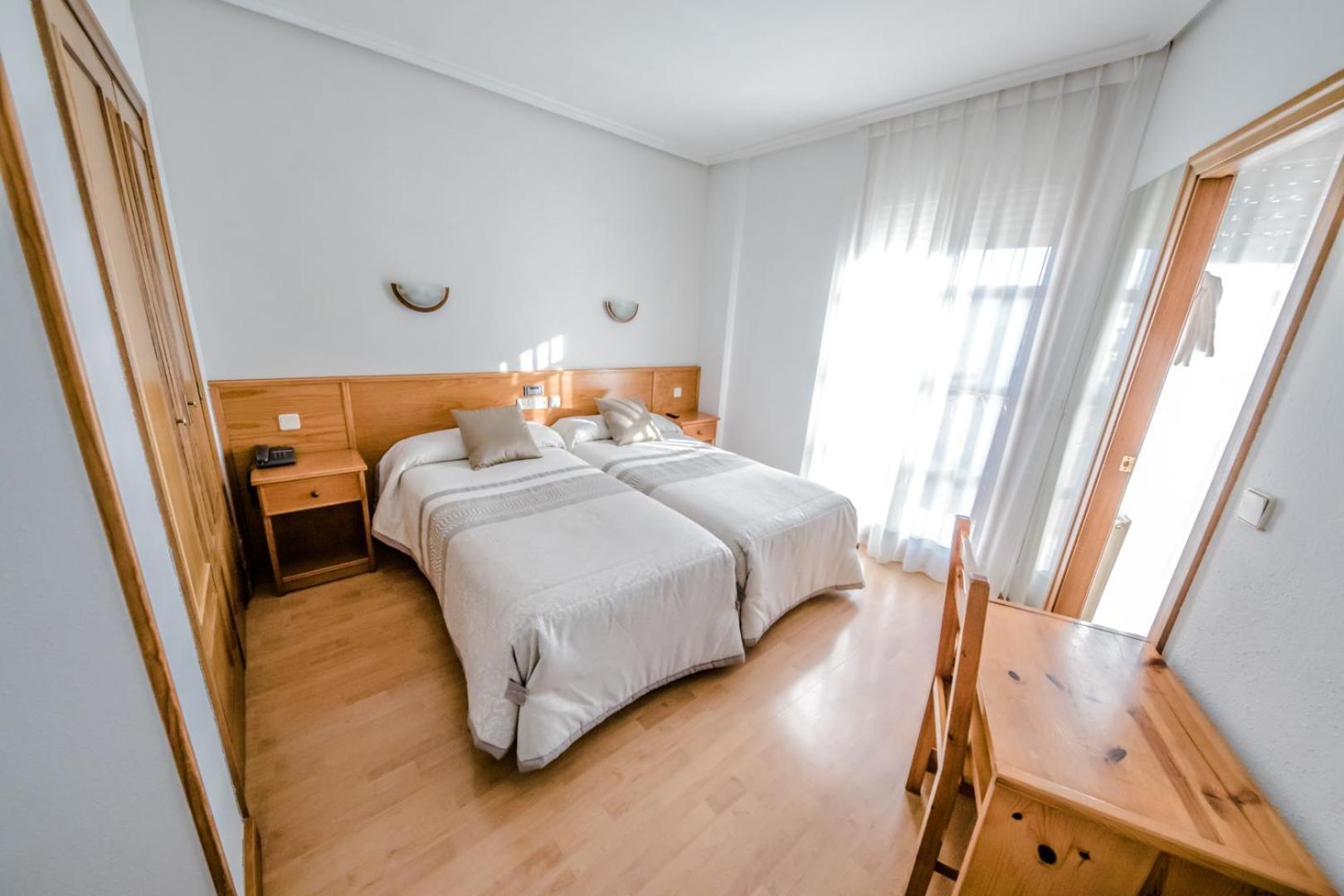 Alvi Hotell Soria Exteriör bild